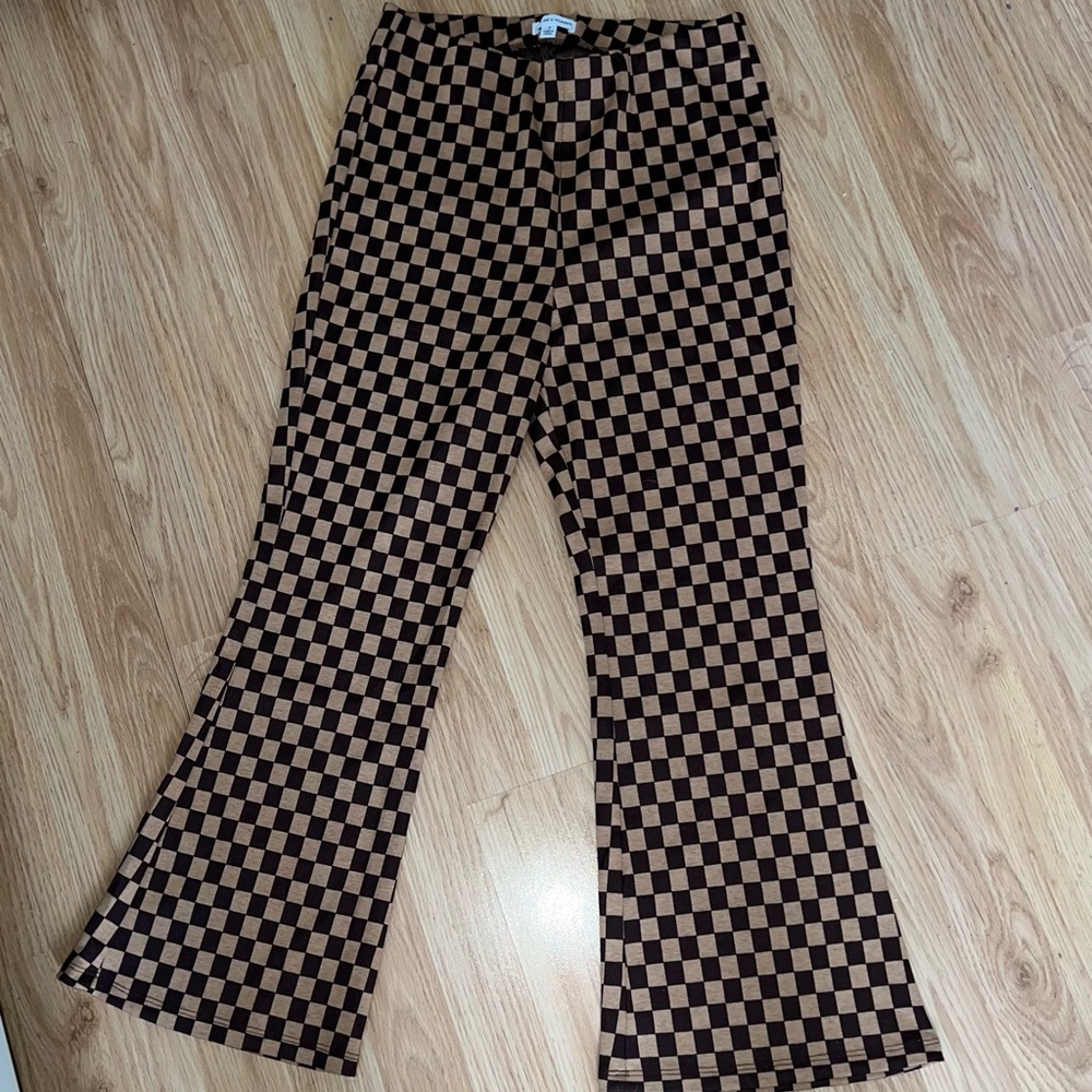 Checkered cropped pants